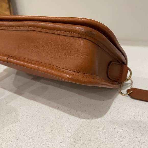 Vintage Coach Penny Pocket 9755 Purse British Tan - Picture 5 of 12